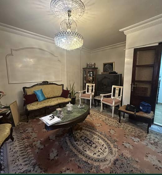 Salon and dining area of apartment for sale in Basta, Beirut — Ref. 1117