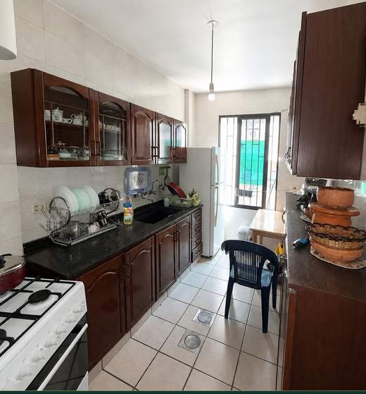 Salon and dining area of apartment for sale in Ras El Nabaa, Beirut — Ref. 1180