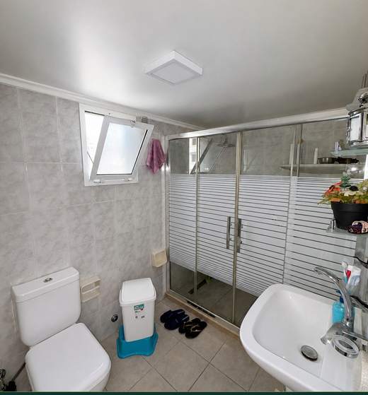 Second bedroom of apartment for sale in Ras El Nabaa, Beirut — Ref. 1180