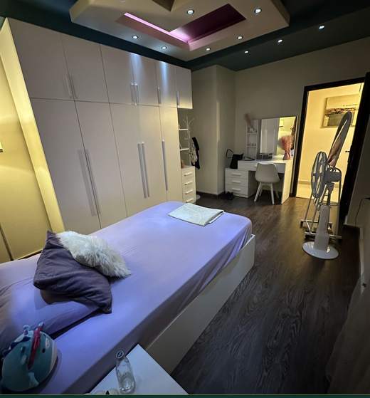 Second bedroom of apartment for sale in Ras El Nabeh, Beirut — Ref. 1123