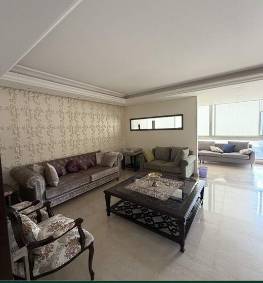 Living area of apartment for sale in Ras El Nabeh, Beirut — Ref. 1179