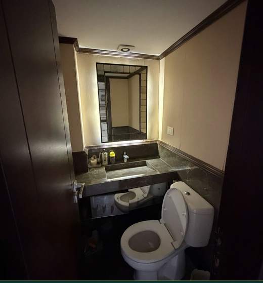 Second bedroom of apartment for sale in Ras El Nabeh, Beirut — Ref. 1179