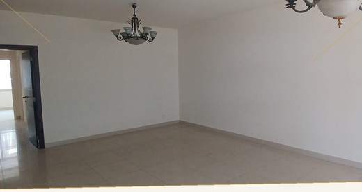 130 m² apartment for sale in Salim Slem, Beirut — Cedar Keys Estates Ref. 1175