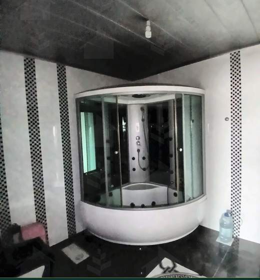 Bathroom with a corner jacuzzi shower cabin and mosaic tiling, apartment for sale on Tariq Al Matar, Haret Hreik — Ref. 1198