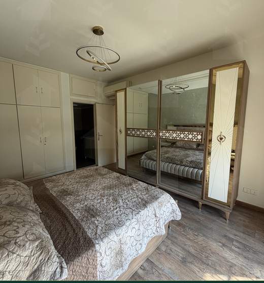 Master bedroom with mirrored wardrobe and fitted closets, apartment for sale in Zarif, Beirut — Ref. 1195