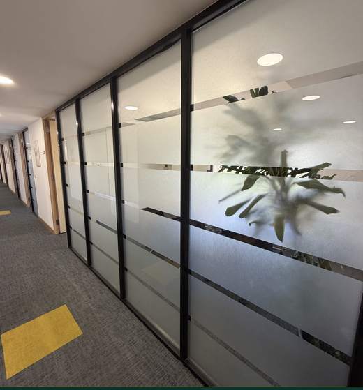 Workstation cluster, serviced offices Downtown Beirut — Ref. 1185