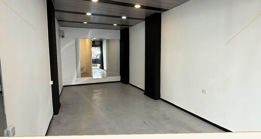36 m² shop for rent on St. Louis Street, Achrafieh, Beirut — Cedar Keys Estates Ref. 1184